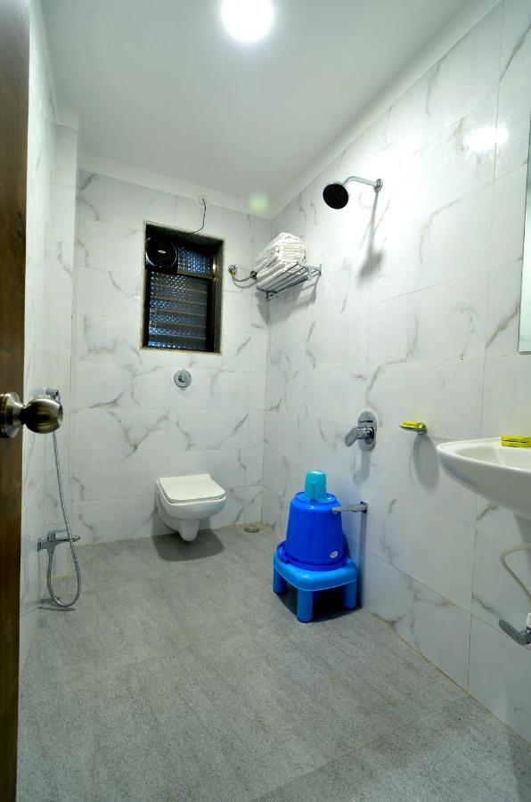 Dwarka Park Hotel 4*